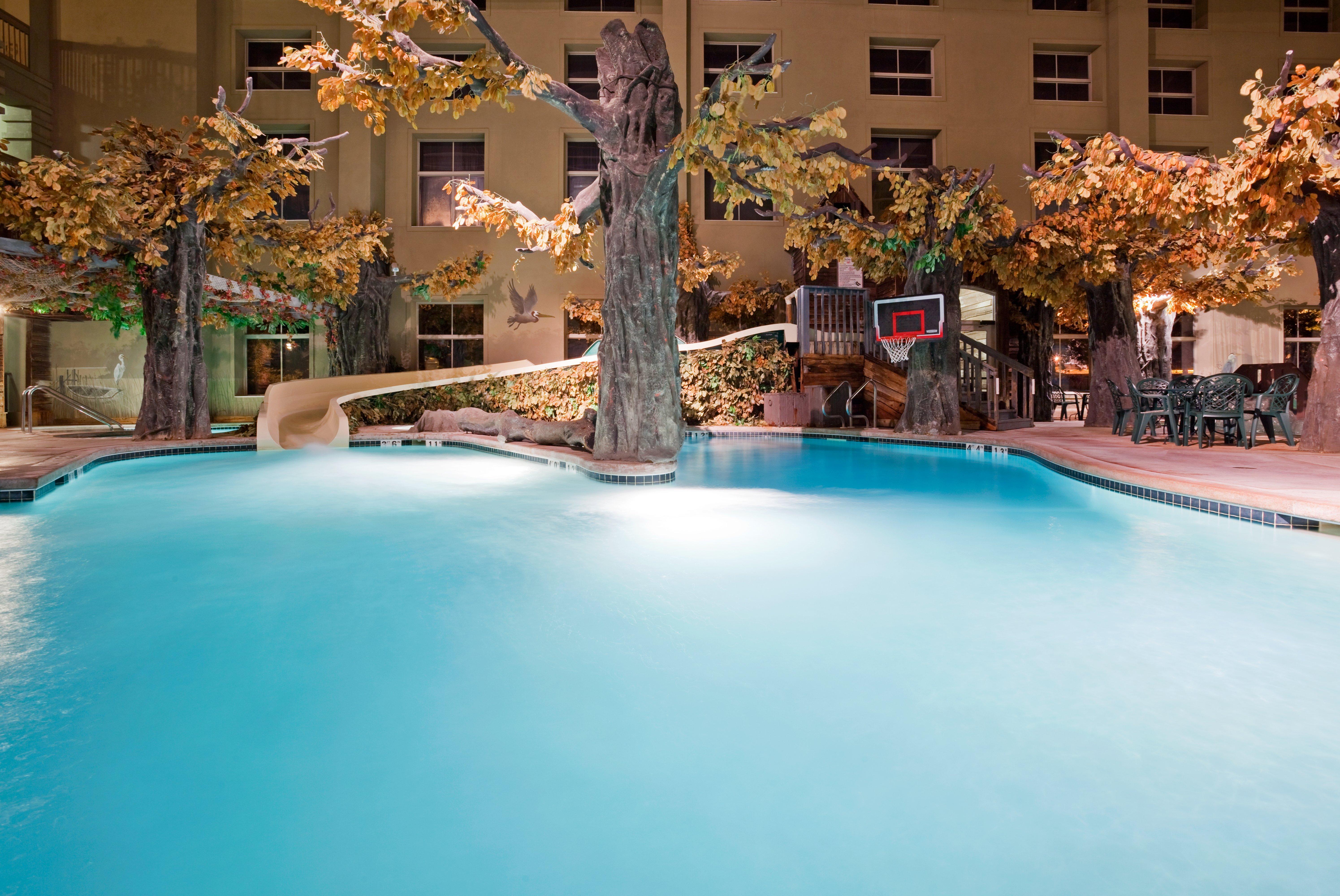 Holiday Inn Hotel & Suites Madison West - Middleton By Ihg Exterior foto